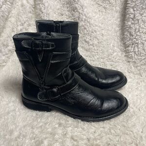 Madden synthetic Black  men’s Boots leather lining side zipper  SZ10M